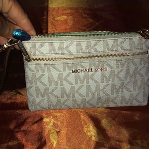 Michael Kors Wristlet
